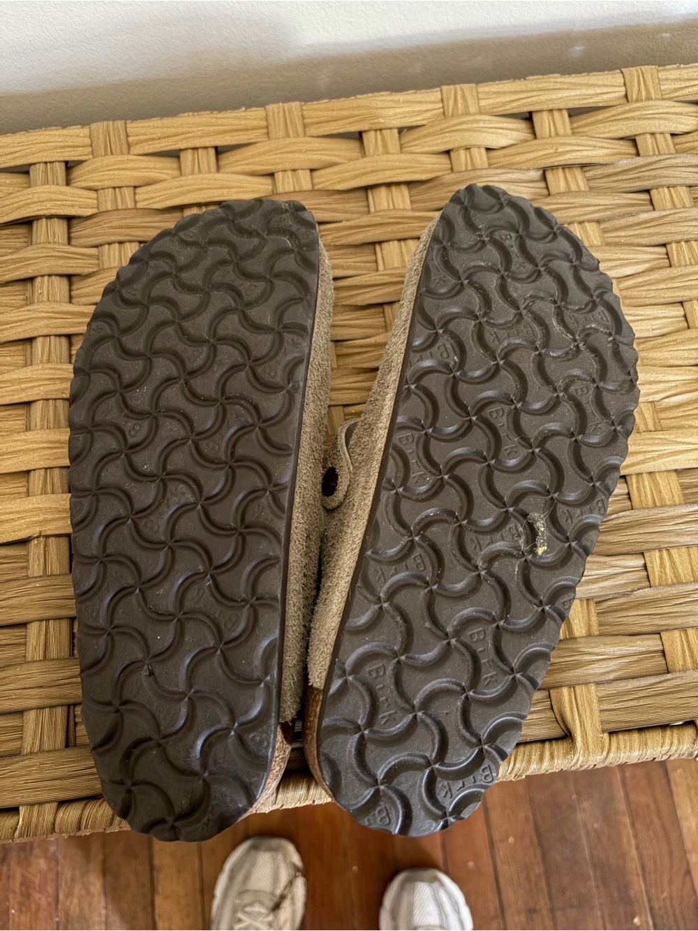 Boston Soft Footbed Clogs - Picture 4 of 4